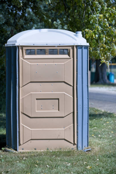 Best Porta potty rental near me  in Zephyrhills West, FL