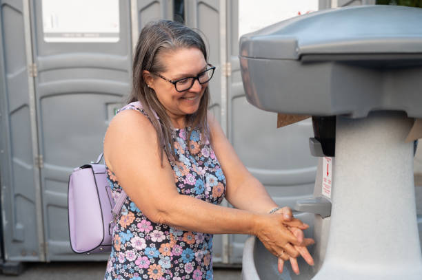 Best Emergency porta potty rental  in Zephyrhills West, FL